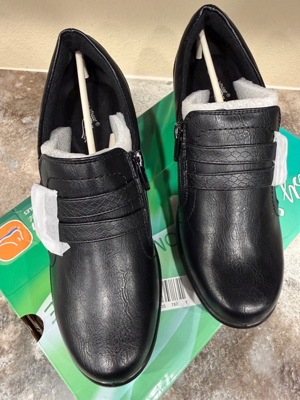 easy street Black Leather Slip-On Flats with Low Heel - Picture 4 of 4